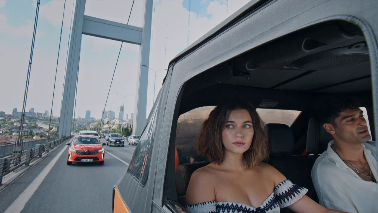 Последнее лето с Сейран и Феритом: на НТВ стартует финальный сезон турецкого хита «Зимородок»