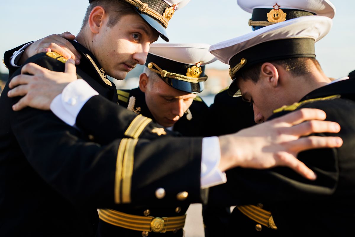 Трое в подлодке: чего в детективе «Бухта Глубокая» больше – сюжетных головоломок или натянутой игры?