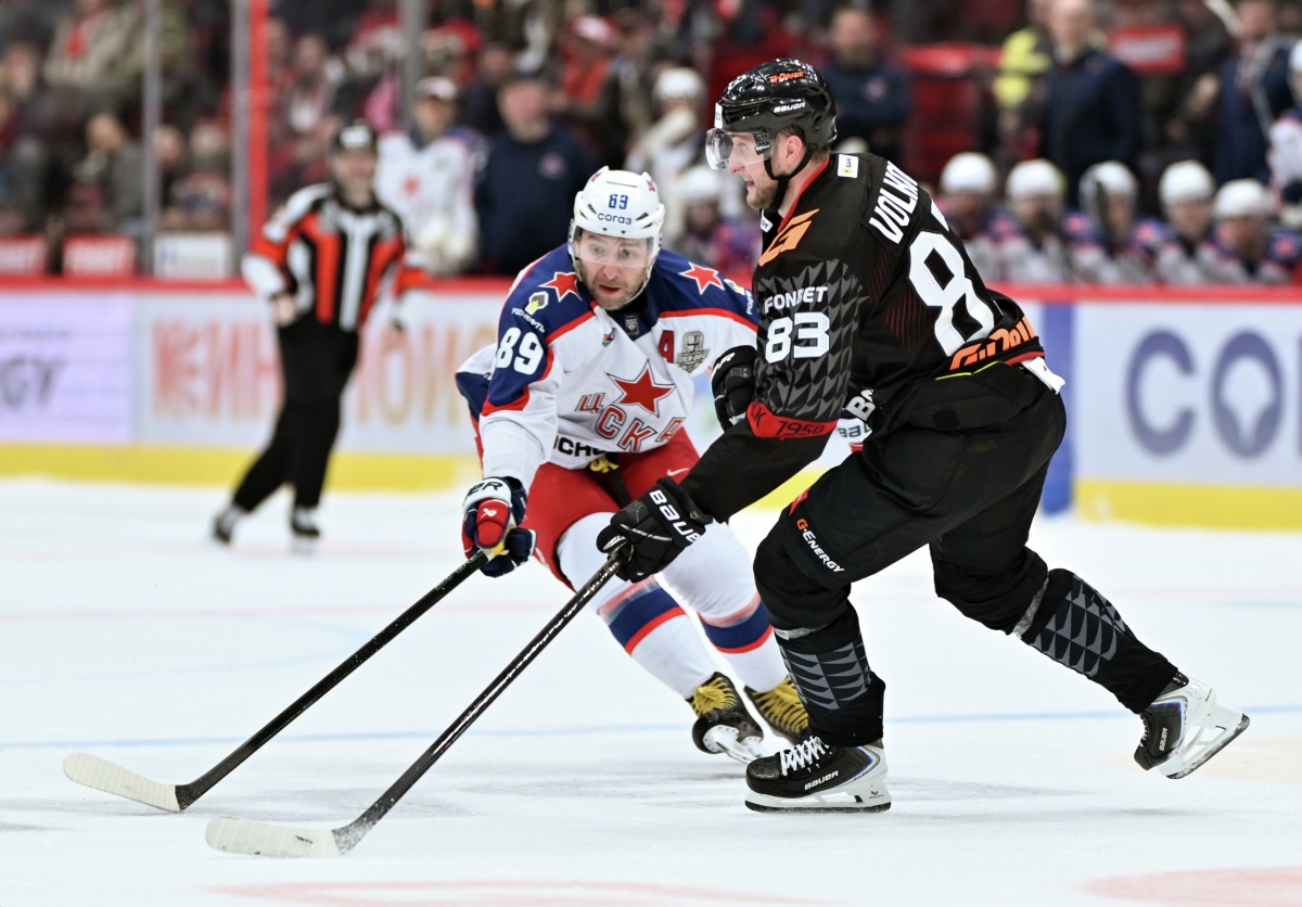 Казанский выезд в Белоруссию, сибирско-московская классика: битвы 1/4 Кубка Гагарина «Динамо» Минск – «Ак Барс» и «Авангард» – ЦСКА на «МАТЧ!»