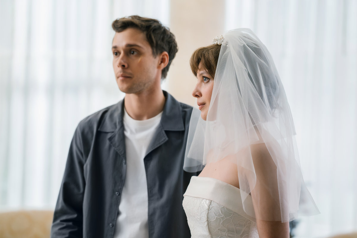 Телеканал СТС готовит к выходу новый комедийный сериал «ГУдовы»