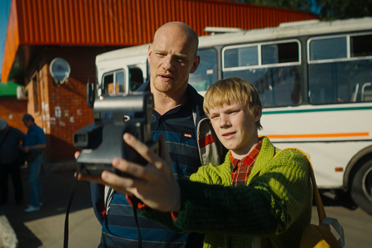 Первый канал назвал дату выхода в телеэфире сериала «Юг» про подростка, который в поисках отца отправляется в путешествие по стране