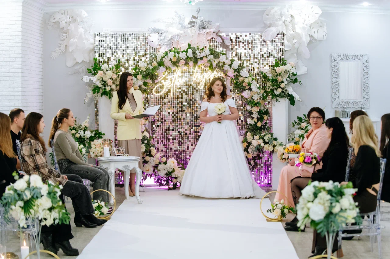 Уж замуж невтерпеж: «Суббота!» анонсирует романтическое реалити «Женись на мне немедленно»