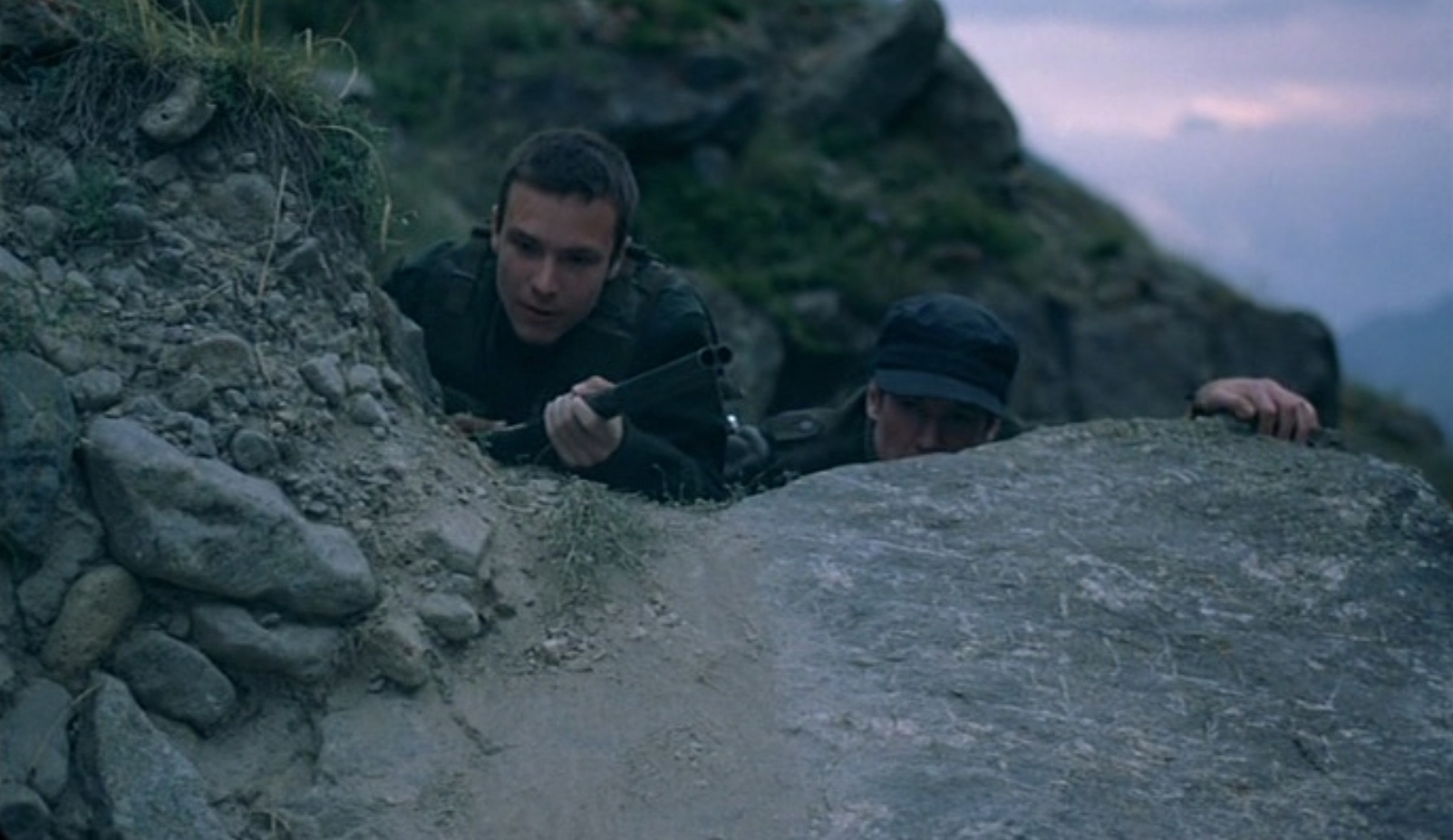 Главный боевик Алексея Балабанова: фильм «Война» на канале «Наше» рассказывает историю двух людей во время страшного боевого конфликта