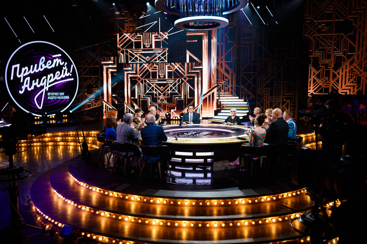 Песни, юмор и задушевные посиделки: какие развлекательные шоу посмотреть 29 и 30 марта на канале «Россия 1»