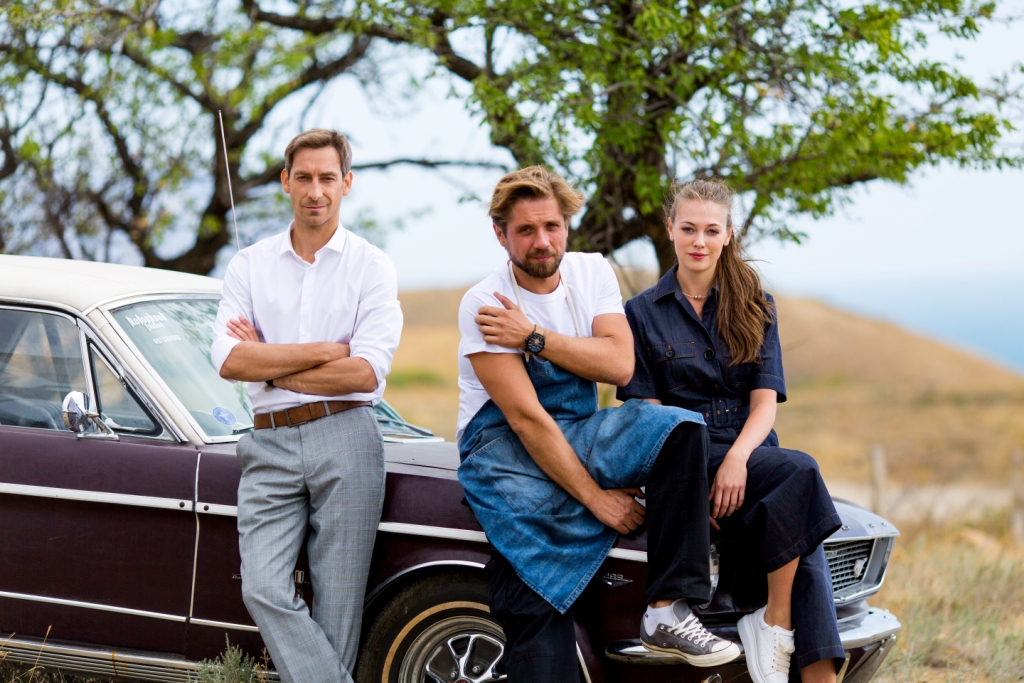 Канал «Россия 1» открывает новый телесезон показом звездной премьеры «Давай найдем друг друга»