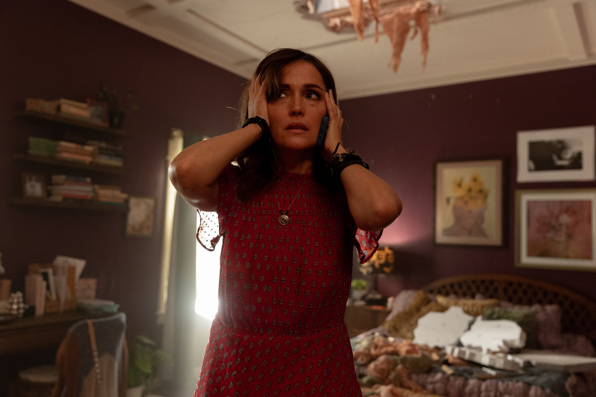 Все должно быть по-другому: в прокат вышла трагикомедийная драма «Я бы тебя пнула, если бы могла»