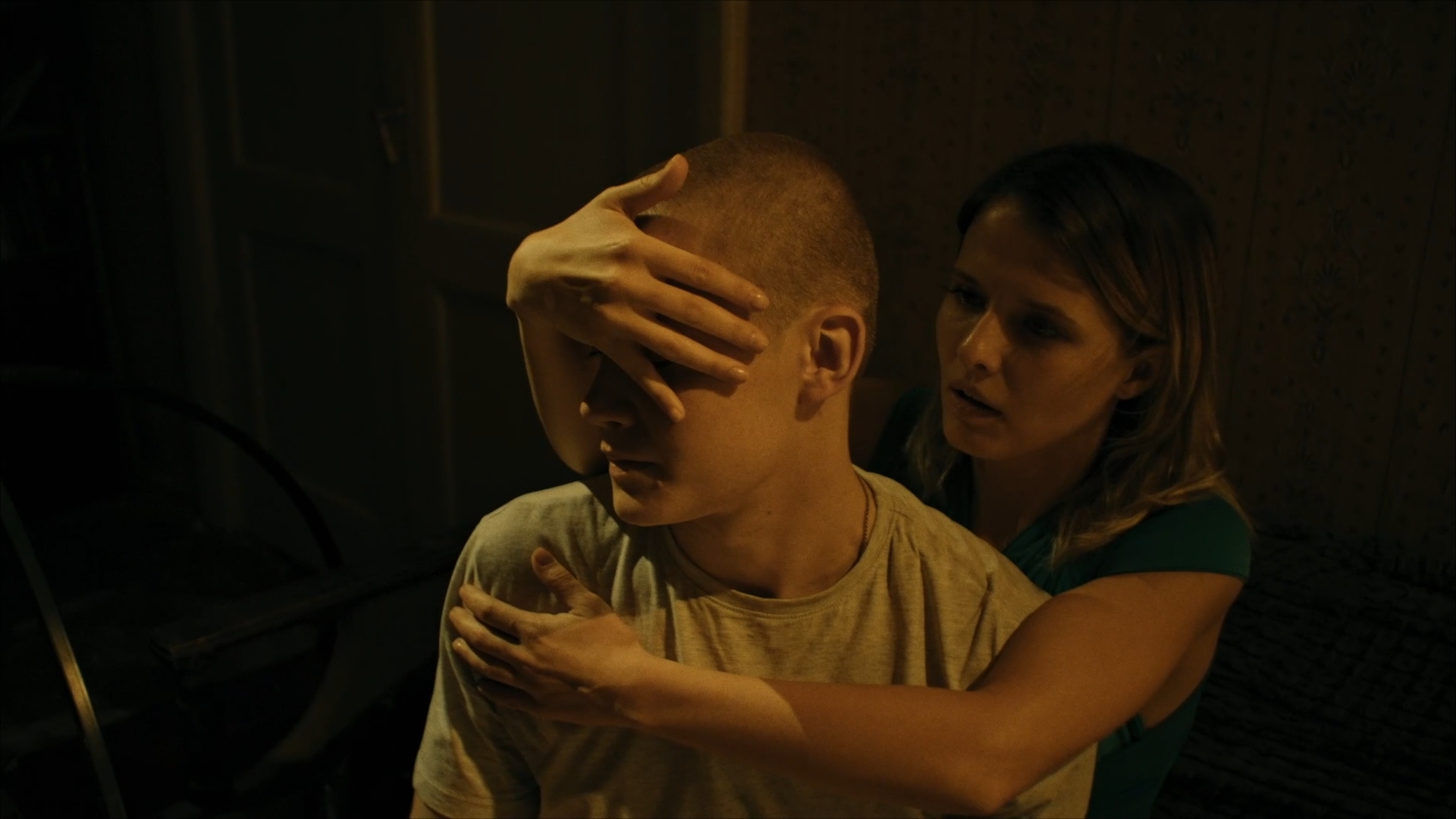 Любовь во время 90-х: сериал «Путешествие на солнце и обратно» выйдет в июле в онлайн-кинотеатре START