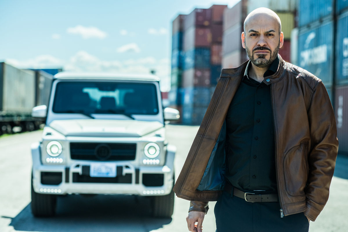 Реальная история разведчиков-нелегалов: НТВ назвал дату премьеры в своем эфире шпионского триллера «Русские»