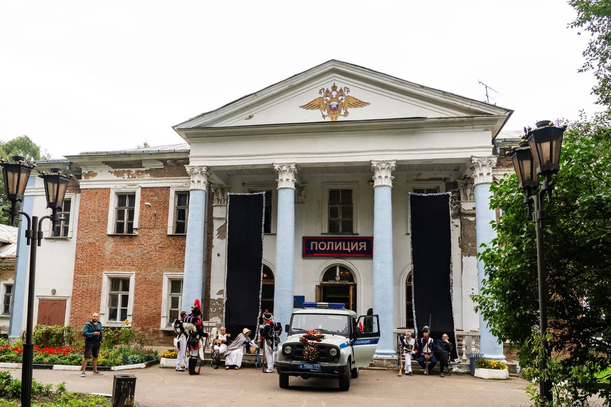 «Комедия – это настоящая командная энергия»: актер Иван Куприенко – о комедии «Гуляй, Шальная!» на ТНТ