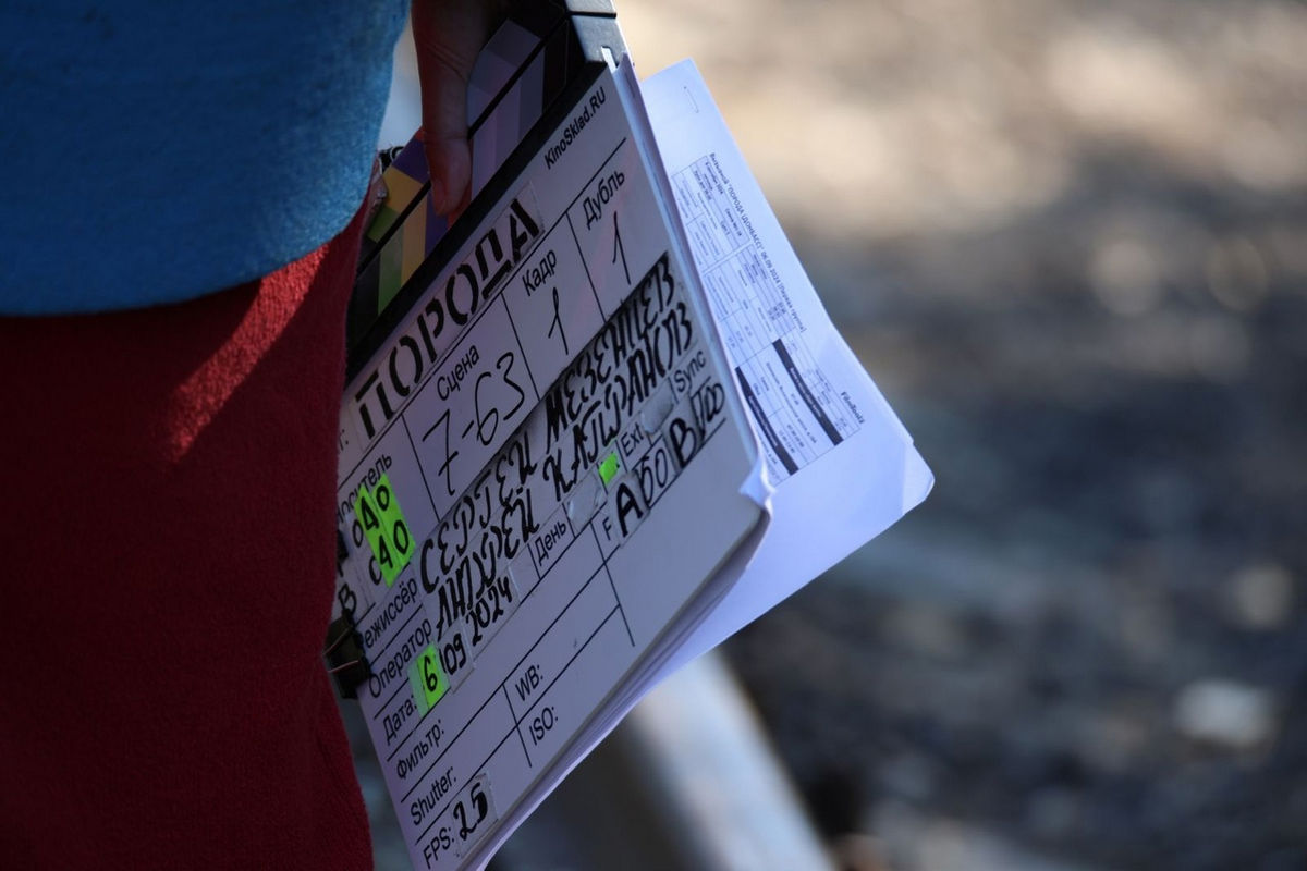 Семейная сага: в Москве выстроен кинопавильон для съемок нового сериала «Порода» Сергея Жигунова и других проектов