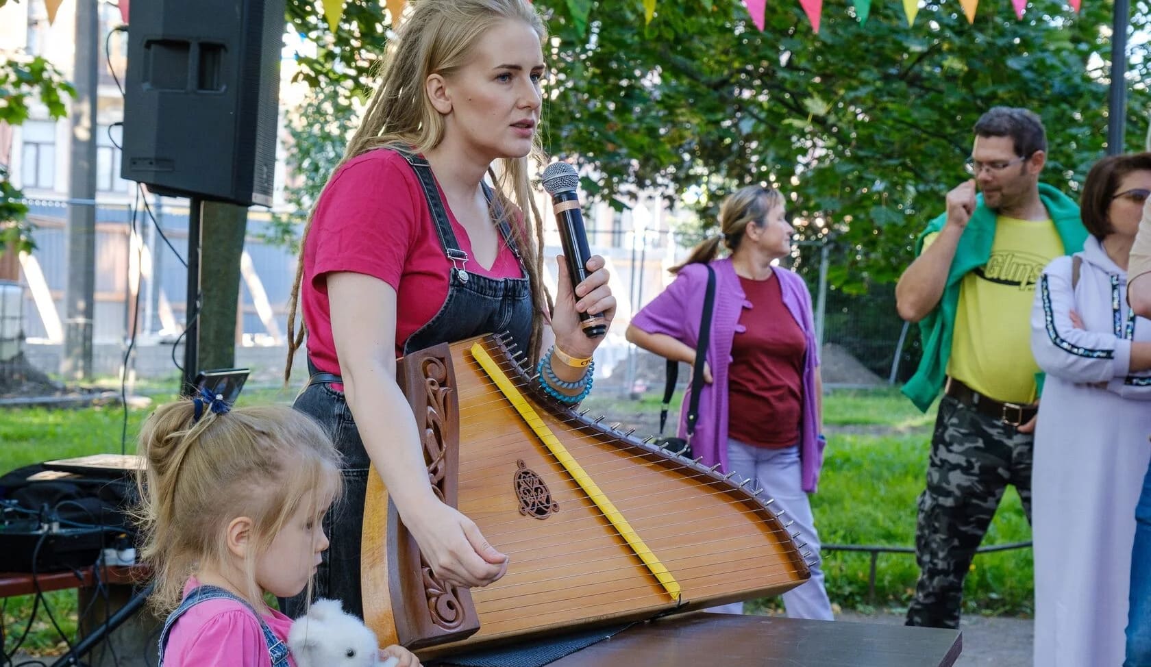 Второй мультикультурный: кто выступит на фестивале «Стороны света» в Санкт-Петербурге