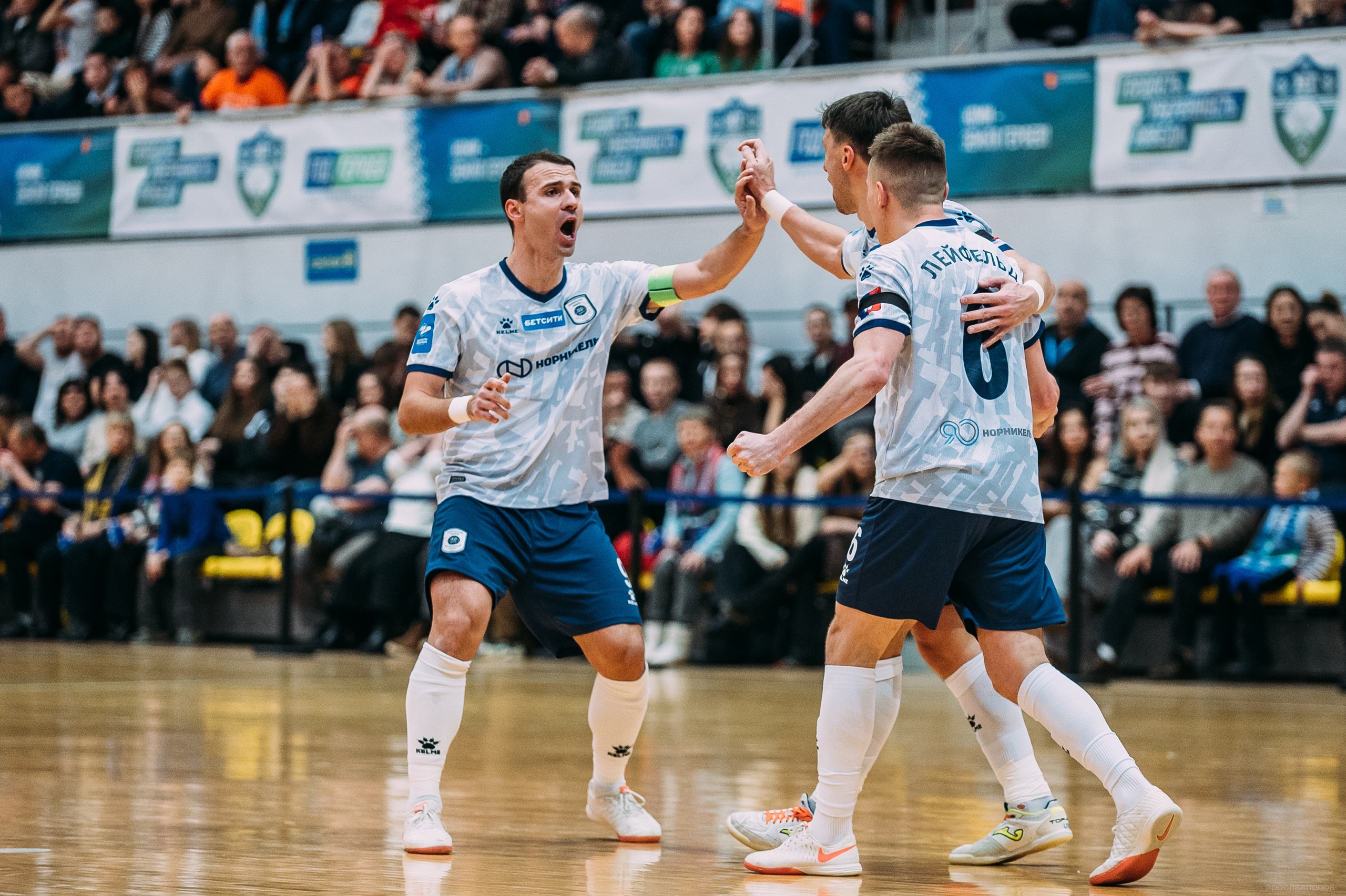 Полностью сибирские выходные: игры 14-го тура футзальной суперлиги на каналах «Мяч», «ТВ Спорт» и «Триколор Спорт»