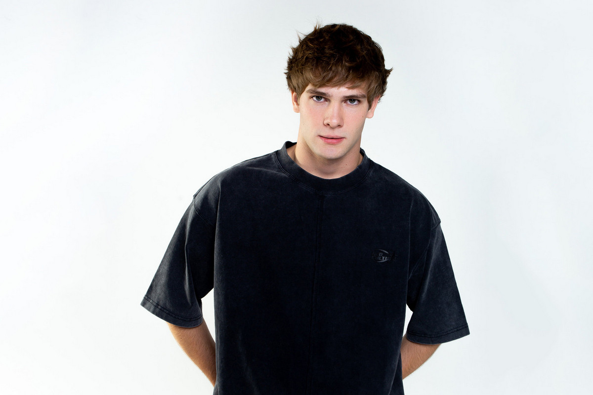 Время с любимым: топ-5 классных российских романтических мелодрам, по мнению блогера Макса Чернова