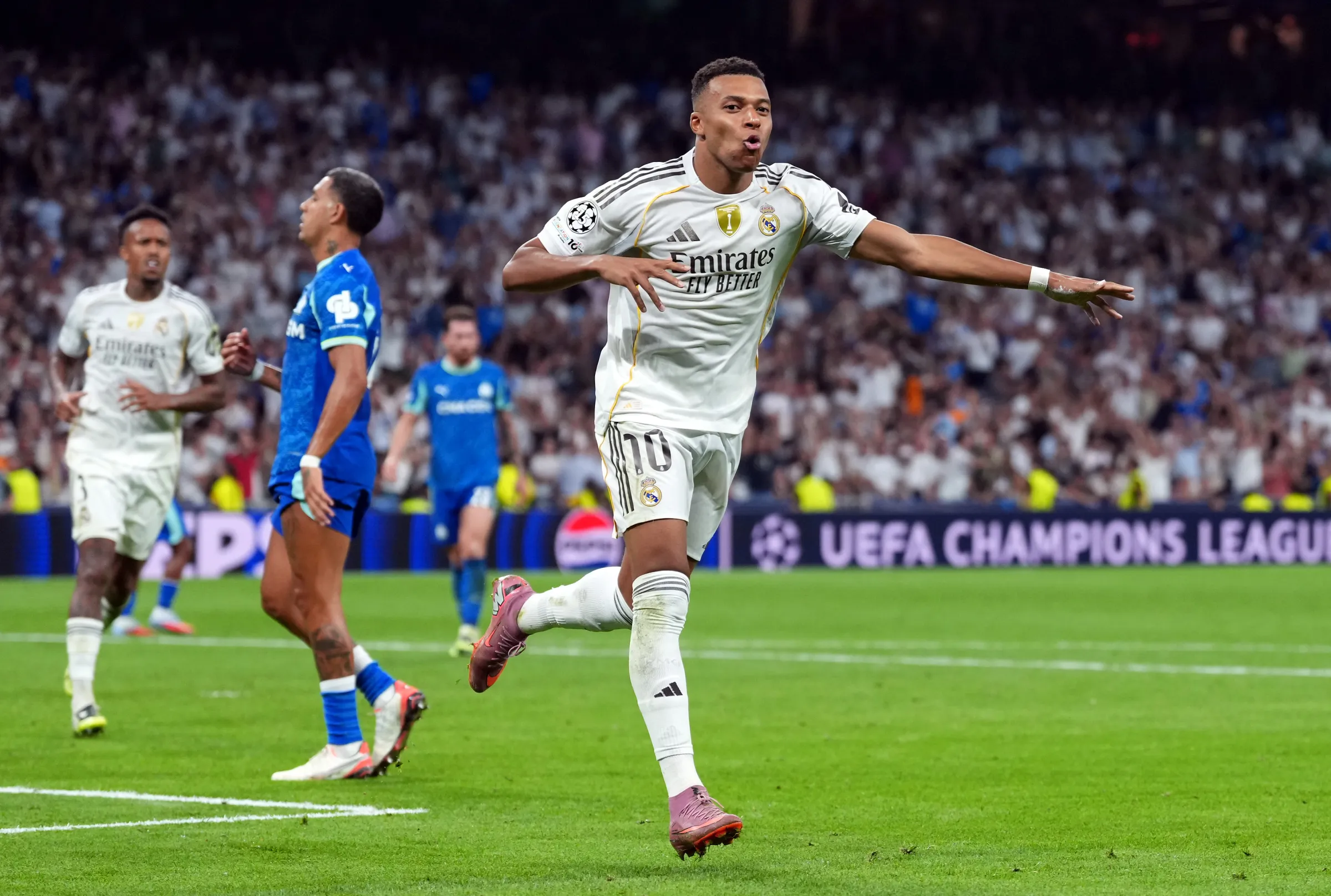 Матчи 6-го тура чемпионата Испании по футболу «Леванте» – «Реал», «Атлетико» – «Райо Вальекано» и «Овьедо» – «Барселона» на канале «МАТЧ!»