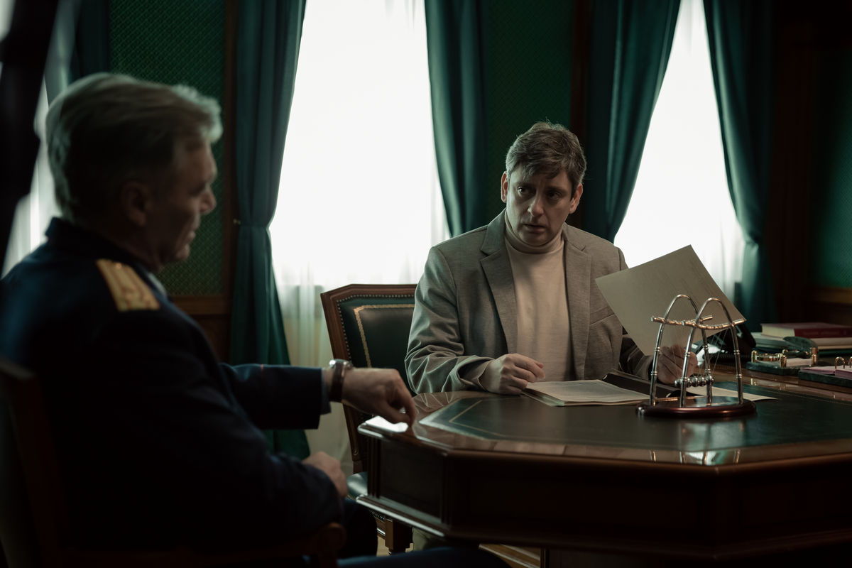 Восстановить справедливость: НТВ приступил к съемкам остросюжетной драмы «Вне закона» с Александром Ратниковым