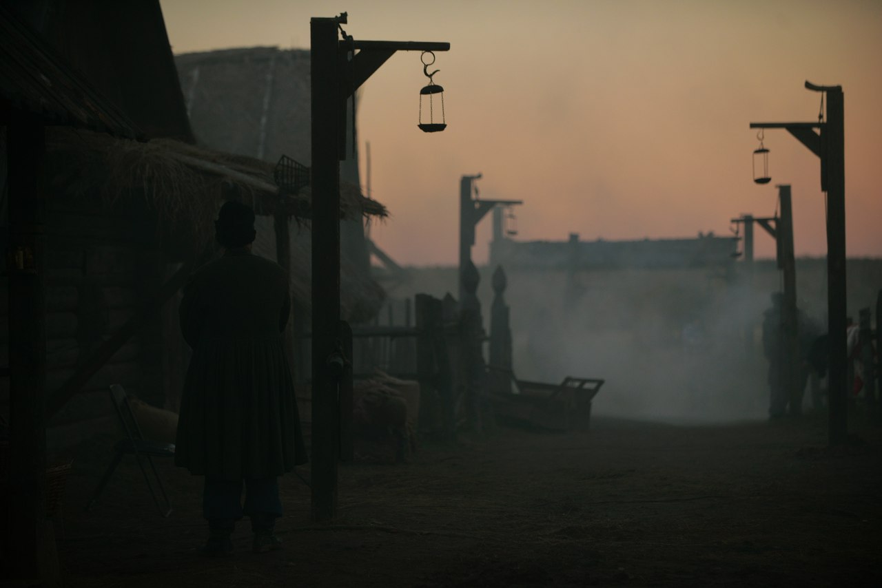 Всюду мертвые души