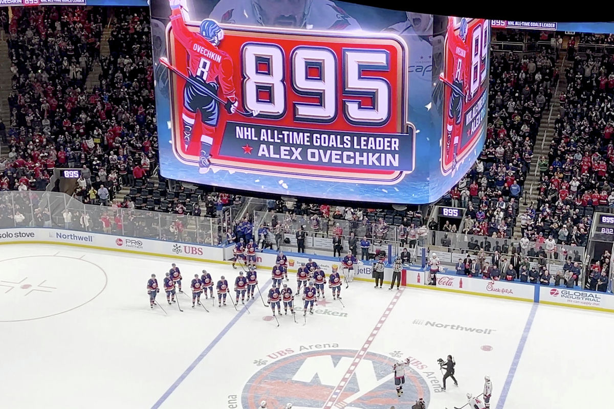 Стал лучшим в истории, но не будет останавливаться: объясняем величие Александра Овечкина