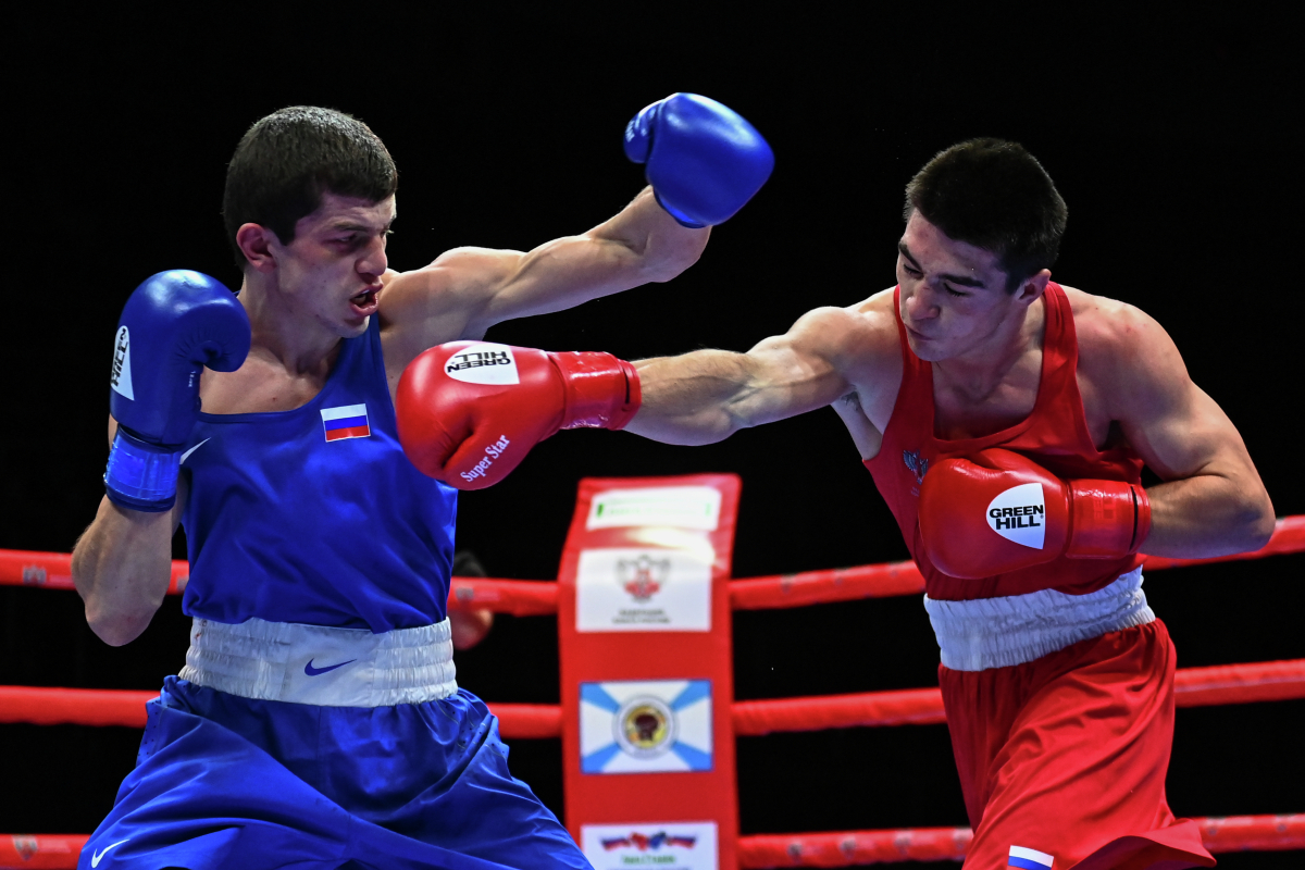 Шумков, Саввин, Зырянов, Осипов и Суров: смотрим битву сборных России и мира по боксу на Первом канале