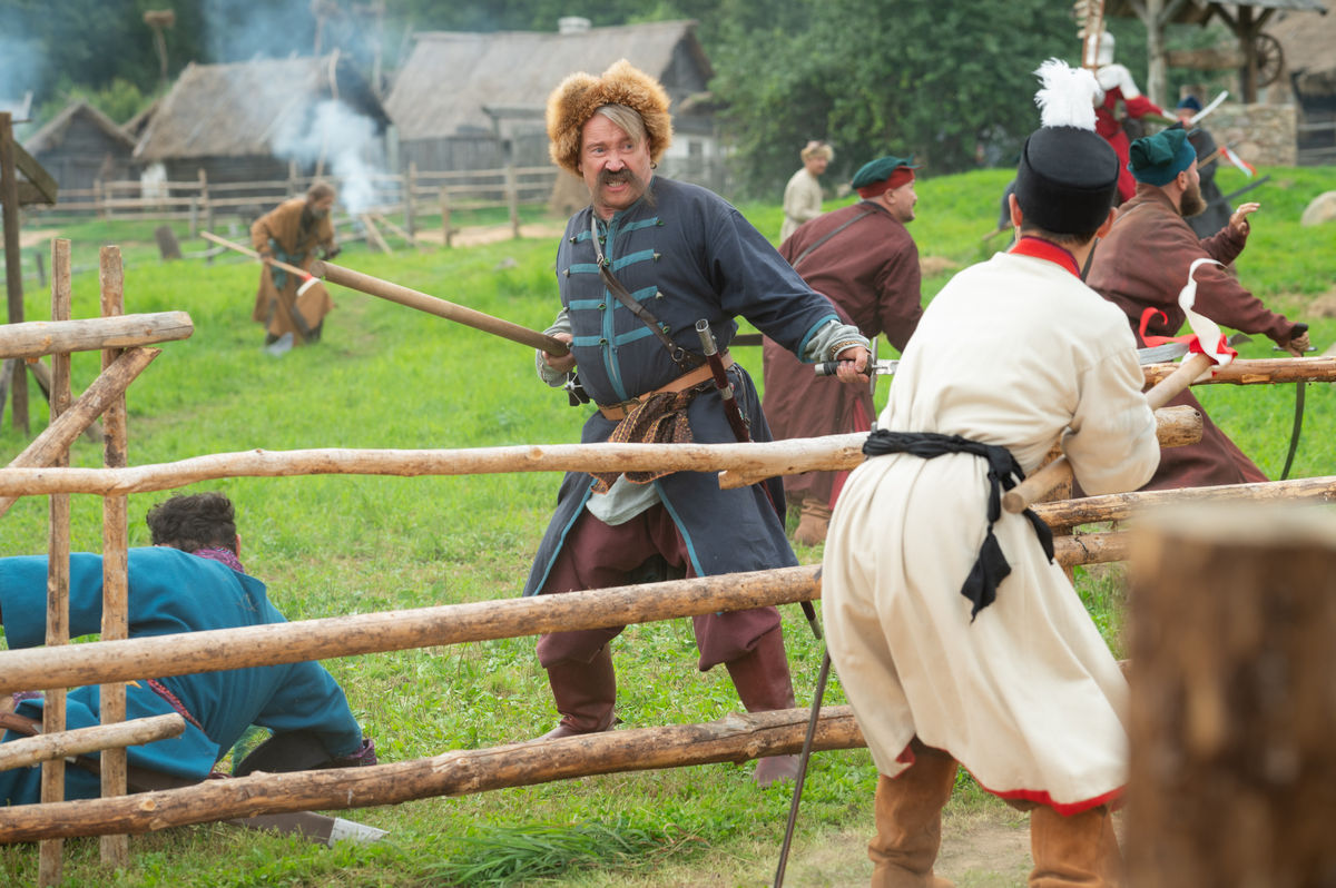 Как двоечник Русь спасал: ТНТ запускает премьеру продолжения исторической комедии «Казачок»