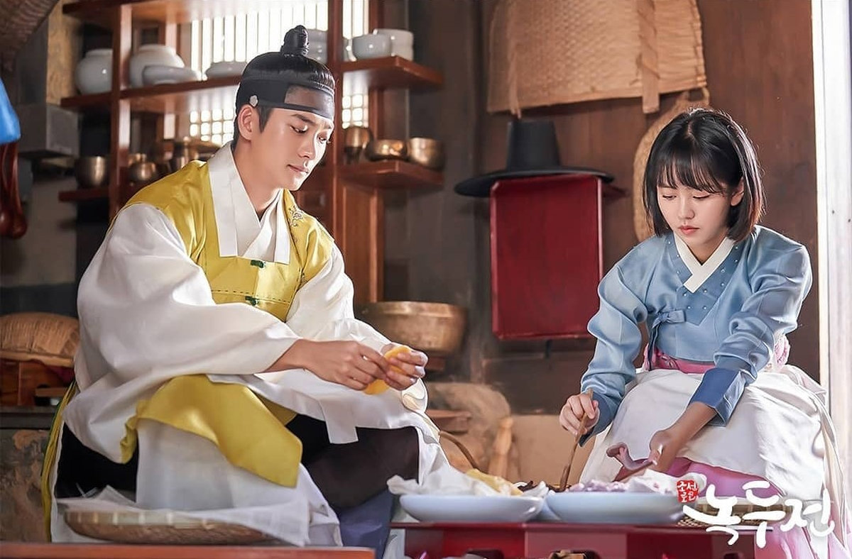 О любви, волшебстве, Чосон, смерти и мести: не пропустите романтические корейские сериалы для сказочного декабря на канале «Дорама»