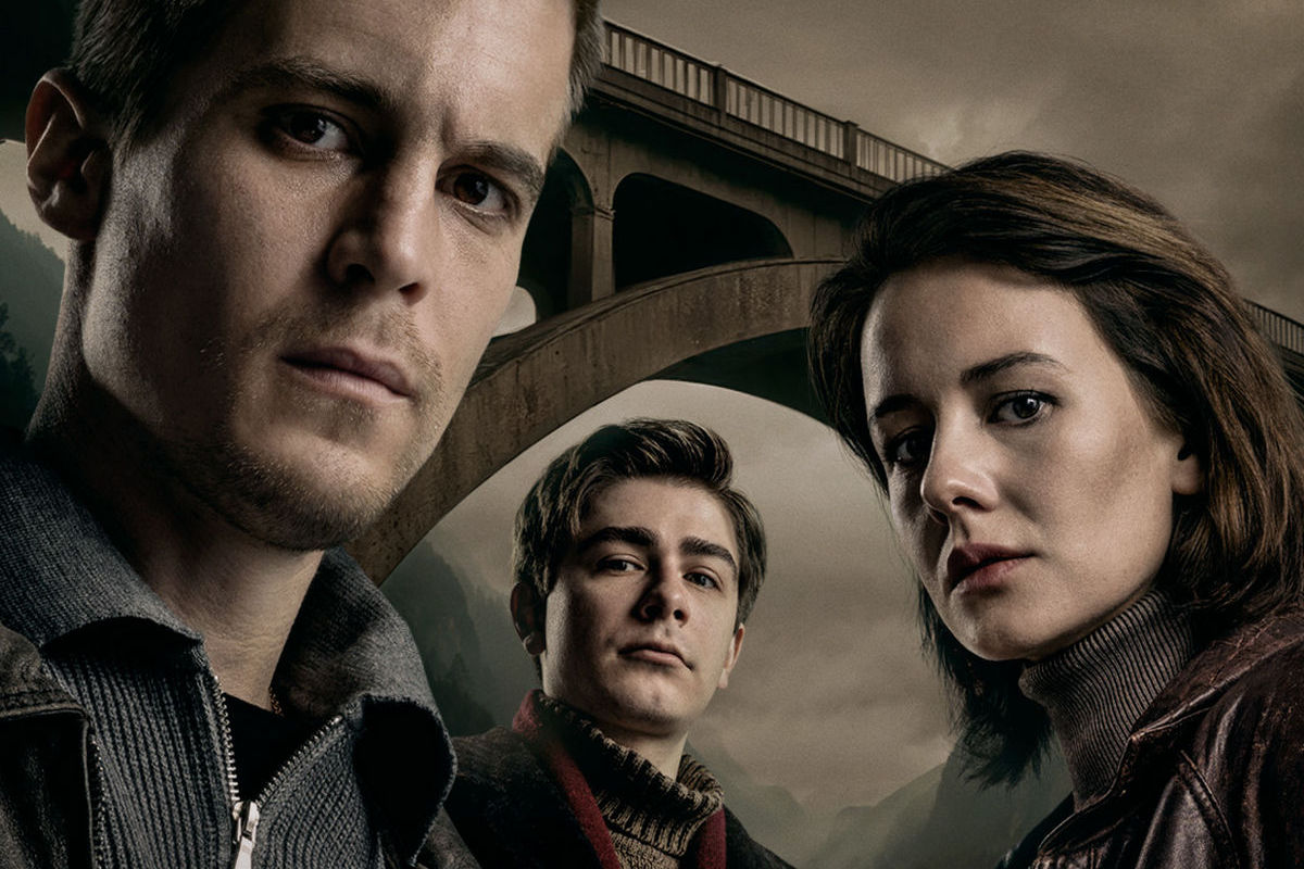 Зло умеет ждать: известна дата цифровой премьеры триллера «Фишер. Затмение» с Иваном Янковским