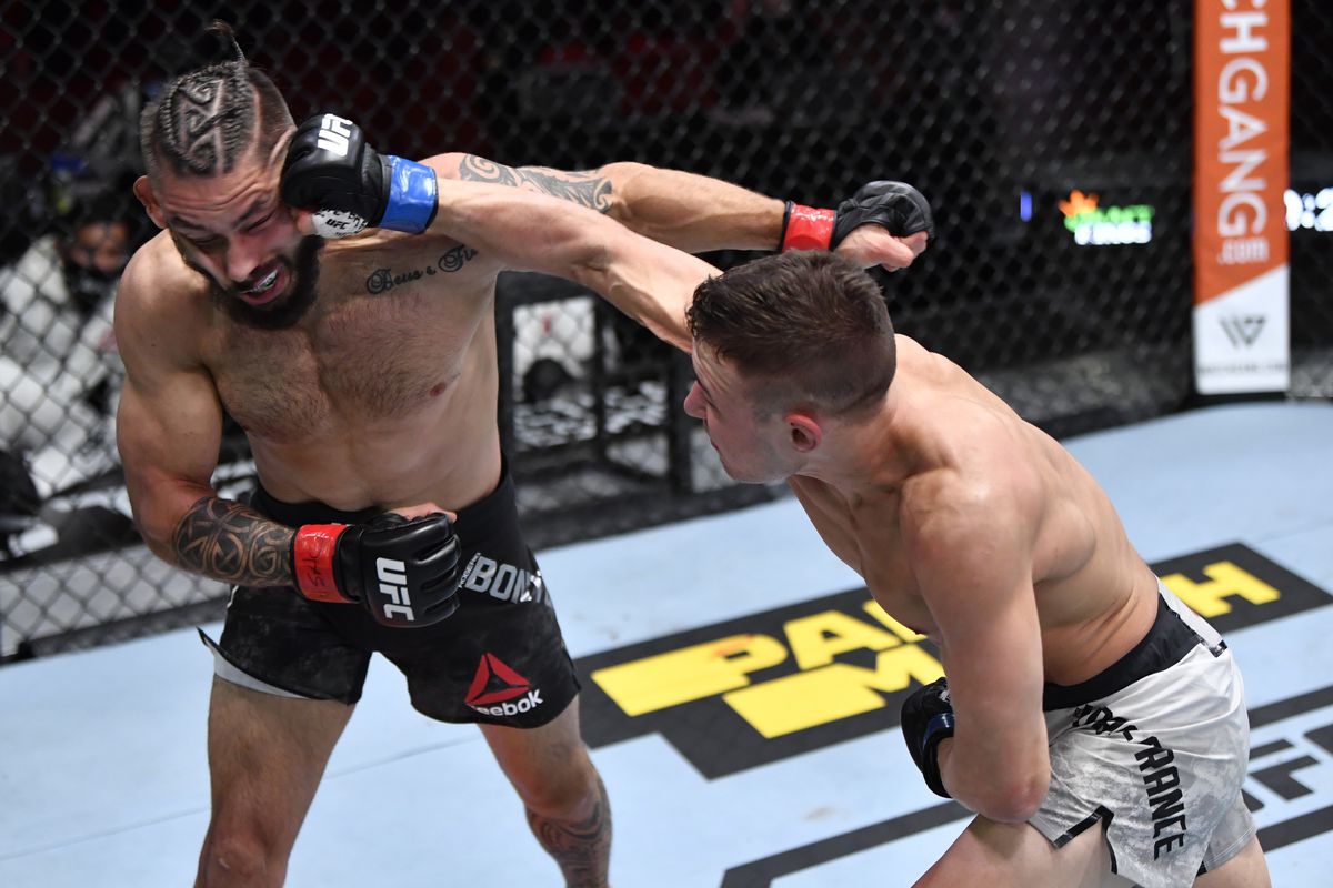 Нурмагомедов против Залески, Кара-Франс проверит на прочность Альбази: не пропустите турнир UFC на каналах «Матч ТВ»