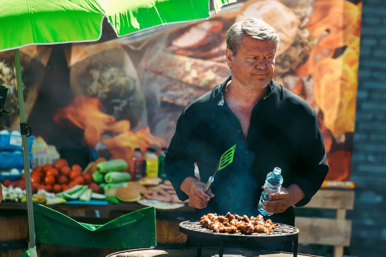 Актер Олег Тактаров о работе в «Милларде проблем» на СТС, заработке и тратах, жизни в Сарове и воспоминаниях об Аль Пачино