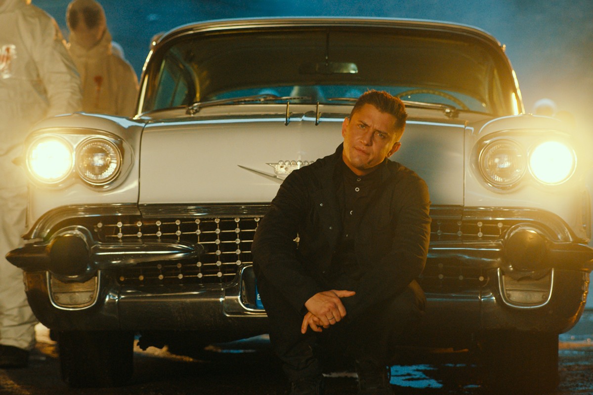 Прилучный в роли рэпера: Первый канал покажет премьеру музыкального детектива «Тень звезды»