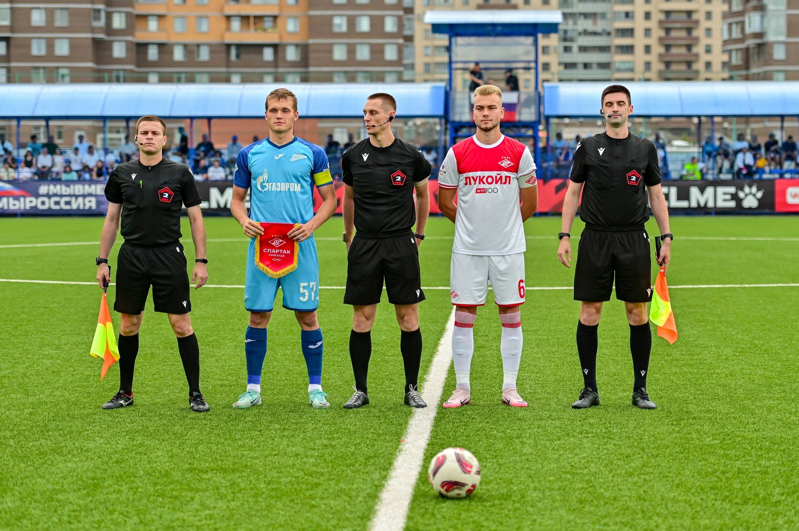 «Спартак» против «Зенита», игры в Сибири, Адыгее, Иванове, Подмосковье: выходные со Второй лигой на каналах «Мяч» и «ТВ Спорт»