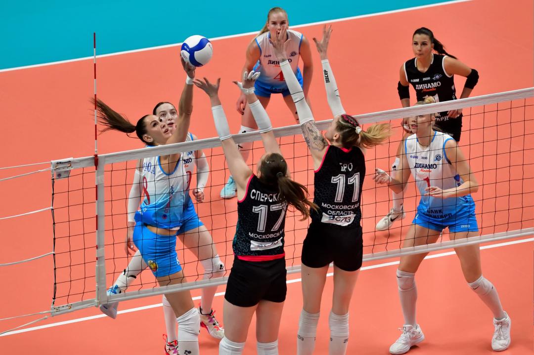«Динамо-Ак Барс» принимает «Заречье», «Ленинградка» в Челябинске, «Динамо» против «Протона»: смотрим 13-й тур женской суперлиги на каналах «Мяч» и «Волейбол»