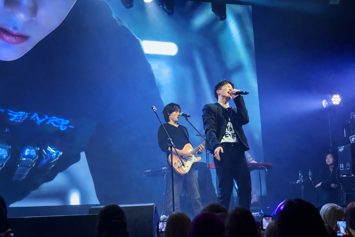 Корейский рок в русской зиме: как прошел концерт группы W24 в Петербурге