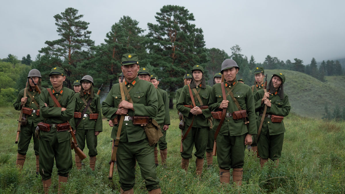 НТВ покажет все сезоны военной драмы с Андреем Смоляковым и премьеру новых серий «Топор. 1945. Июль»
