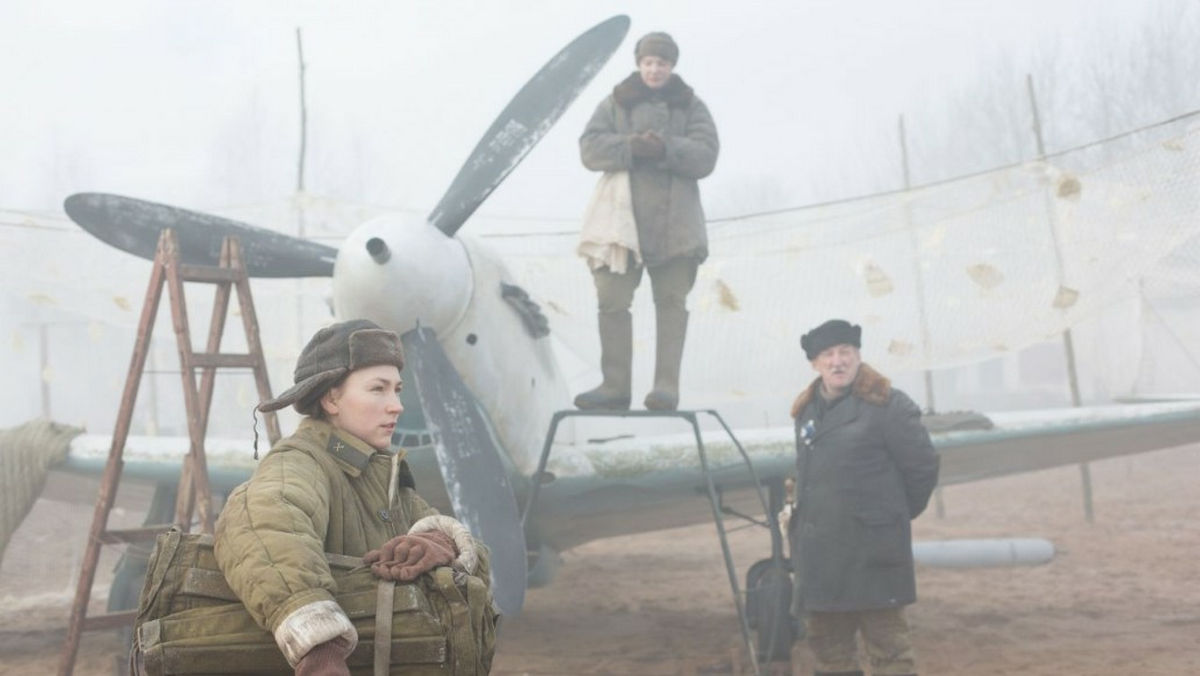 О героических летчицах: Первый канал покажет лучший фильм года «Воздух» Алексея Германа
