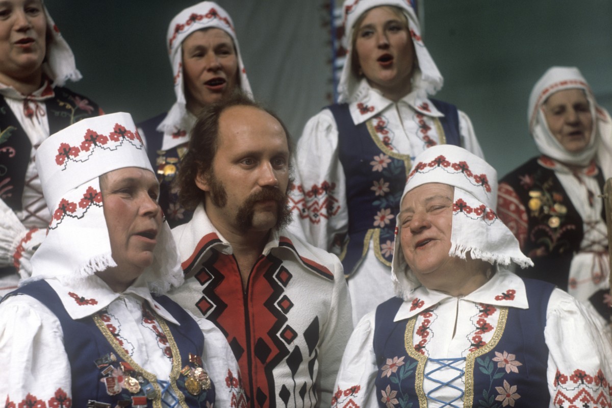 Культурный феномен: Первый канал расскажет о Владимире Мулявине и ВИА «Песняры» в документальном фильме