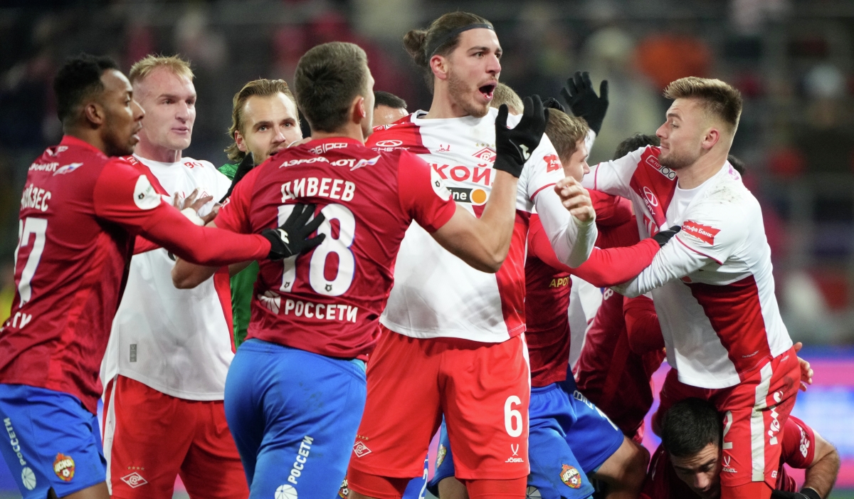 Суперклассико «Спартак» – ЦСКА, нервная битва столиц «Динамо» – «Зенит»: смотрим выдающиеся матчи 26-го тура РПЛ на телеканале «МАТЧ!»