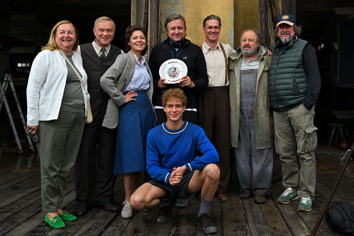 «Выносил лодку через окно, чтобы тренироваться»: как снимают кино про легенду советской академической гребли Юрия Тюкалова