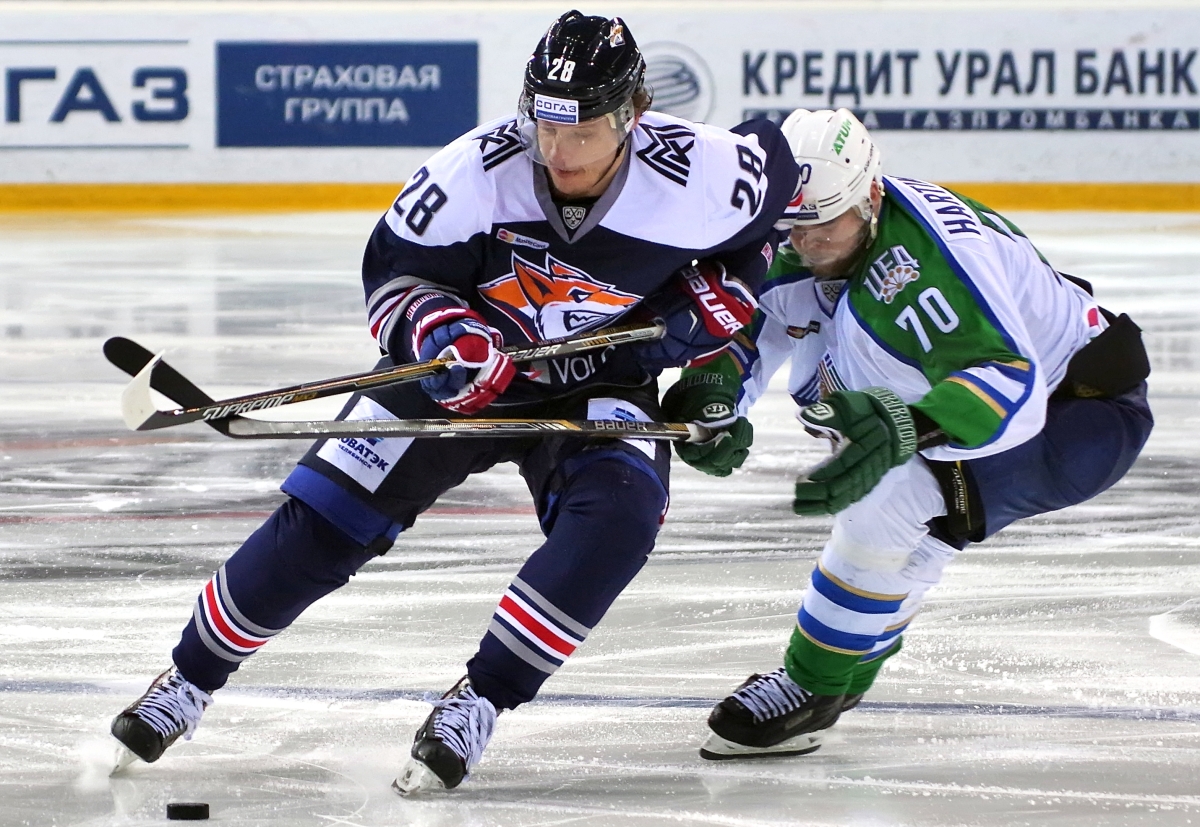 Уральское дерби и битва столиц: смотрим хоккейные битвы «Салават Юлаев» – «Металлург» и СКА – «Динамо» Минск на телеканале «МАТЧ!»