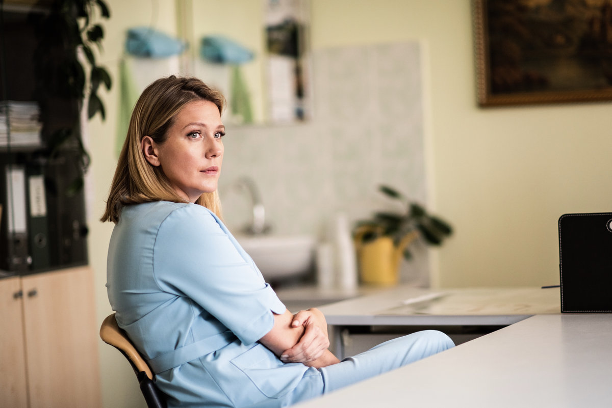 Завершились съемки криминальной драмы «Приговор» с Антоном Васильевым и Кариной Андоленко