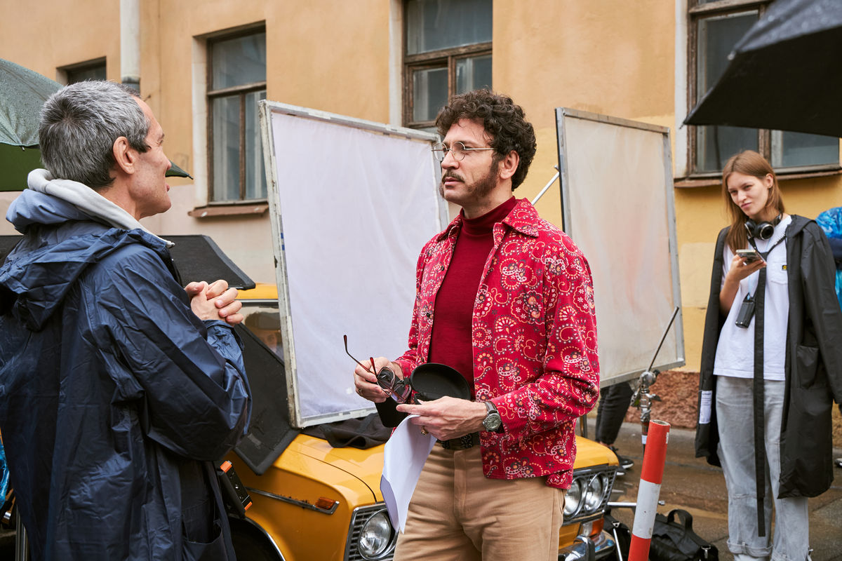 Первые фото с площадки: Первый канал снимает 2-й сезон сериала «Казанова» с Антоном Хабаровым