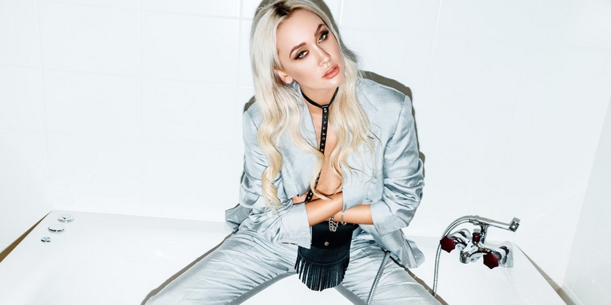 От веника до Billboard