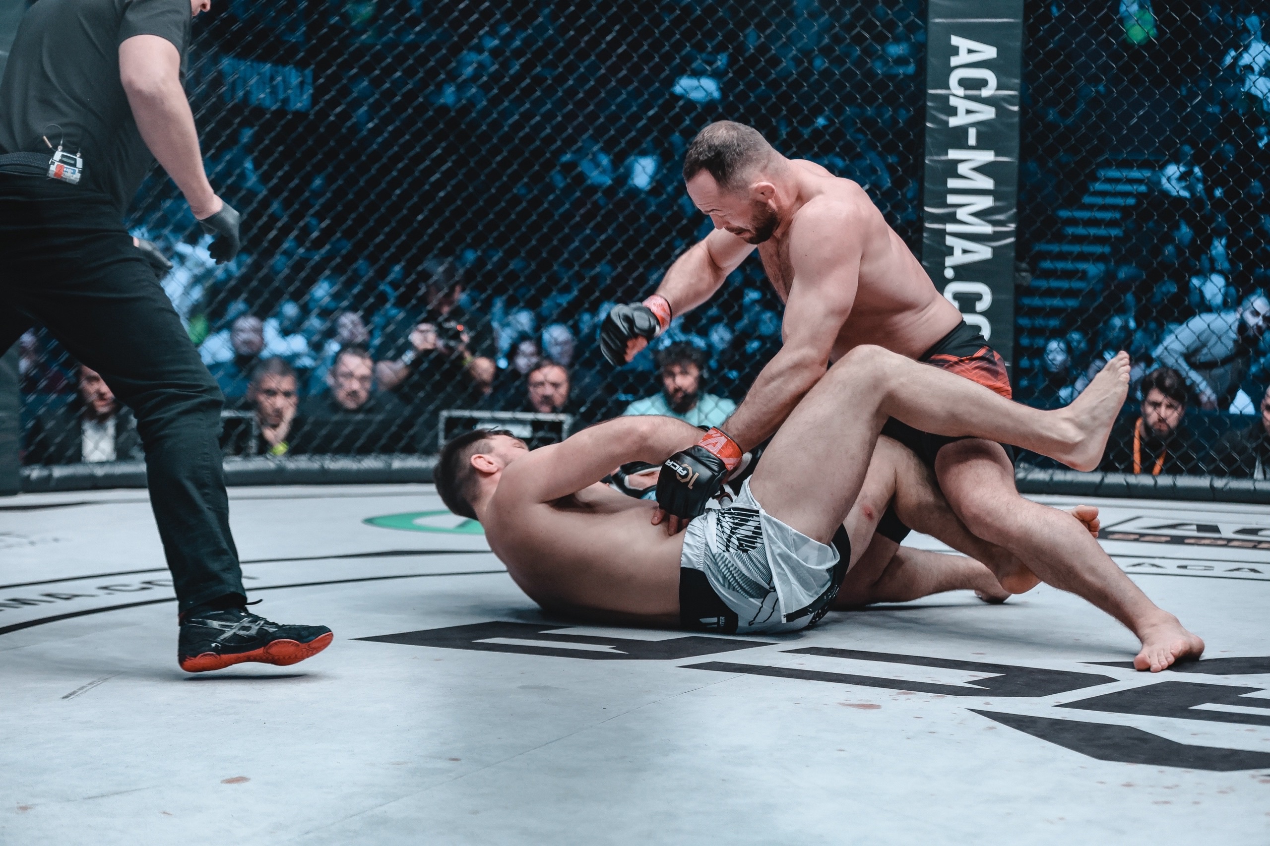 Кошкин против Магера, реванш Махно и Дамковского, Агуев выйдет на Чмеля: не пропустите супертурнир ACA 185 на канале «МАТЧ!»