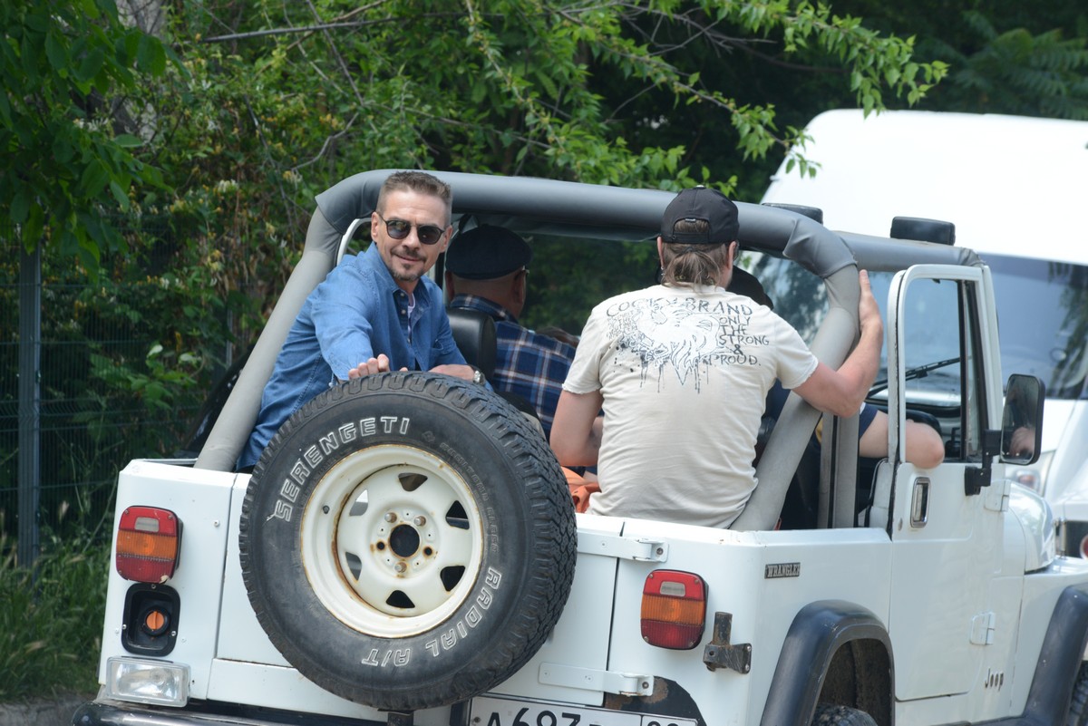 Телеканал НТВ запускает в эфир новые серии остросюжетного сериала с Денисом Никифоровым «Бим»