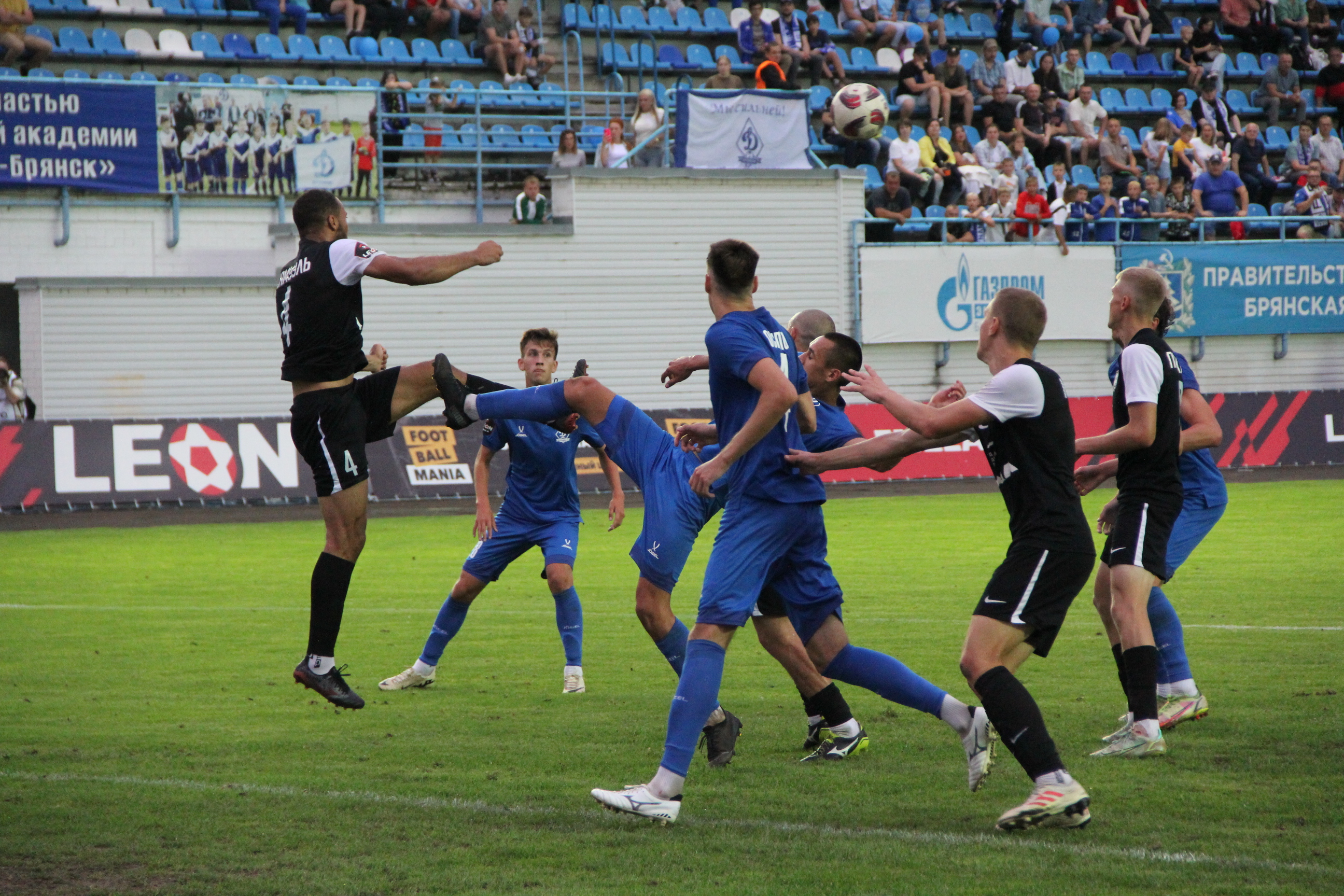 «Динамо», «Зенит», «Торпедо», «Сатурн»: не пропустите трансляции Второй лиги на каналах «Футбольный» и «Спортивный»