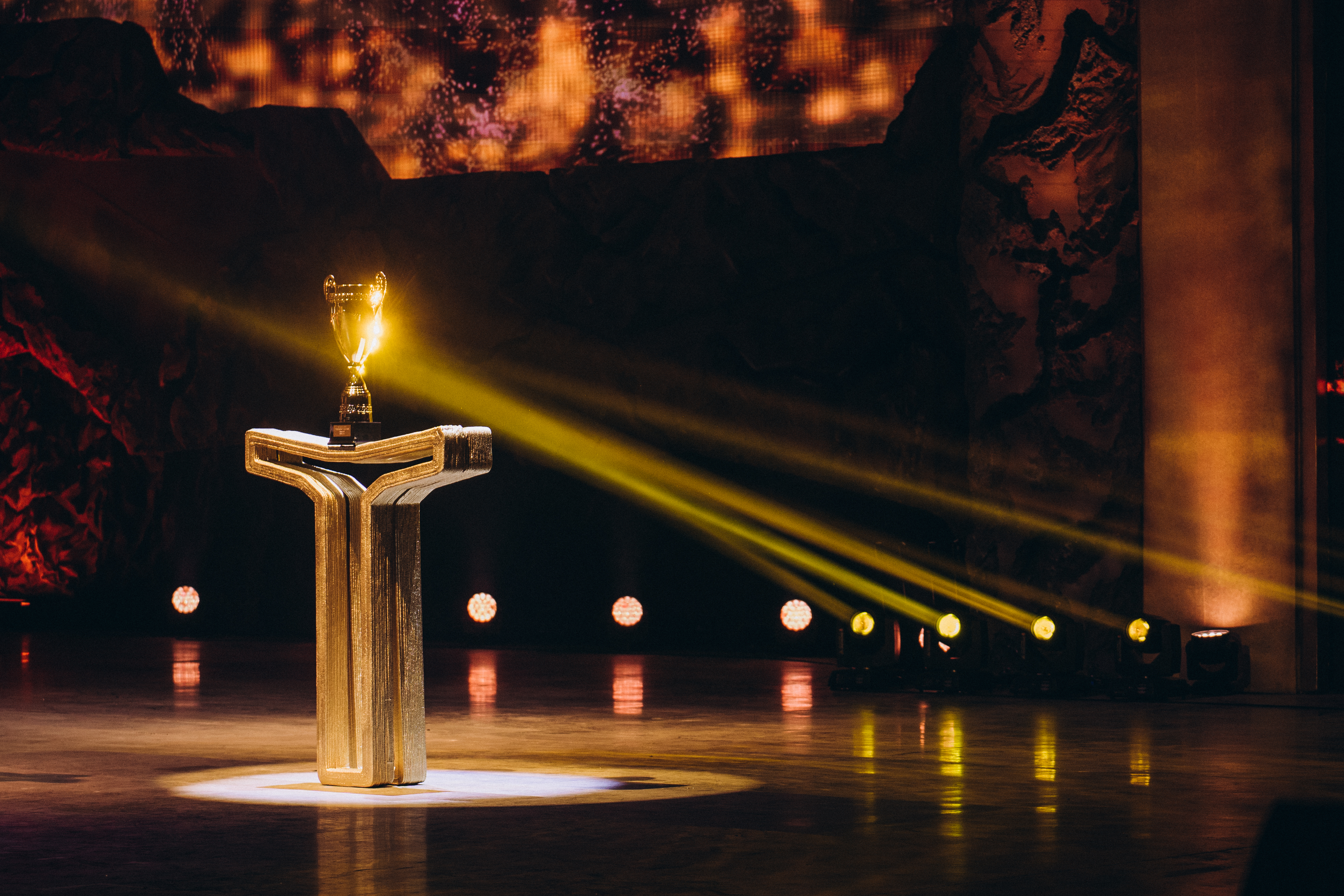 Три месяца испытаний: кто стал победителем второго сезона шоу «Титаны» на ТНТ