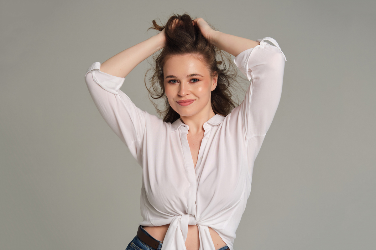 От арт-хауса до семейной сказки: топ-5 фильмов ко Дню российского кино, по версии актрисы и певицы Полины Гренц