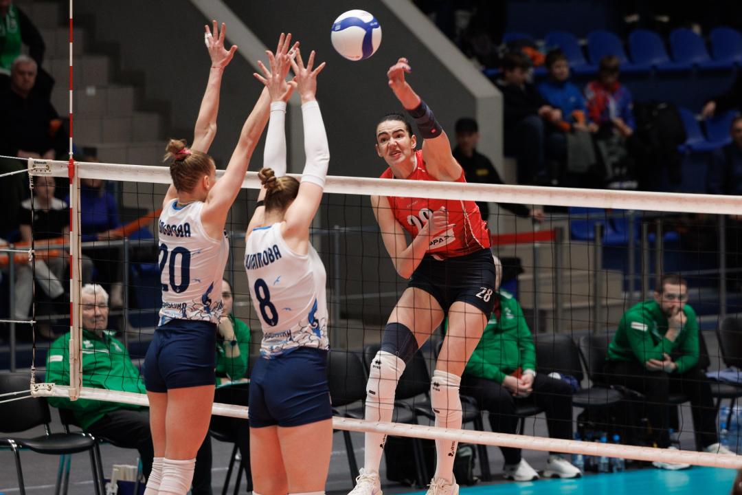 Шок «Уралочки», мощь «Динамо-Ак Барс», воля «Локо», успех «Динамо»: смотрим ответные матчи 1/4 женской суперлиги на канале «Волейбол»