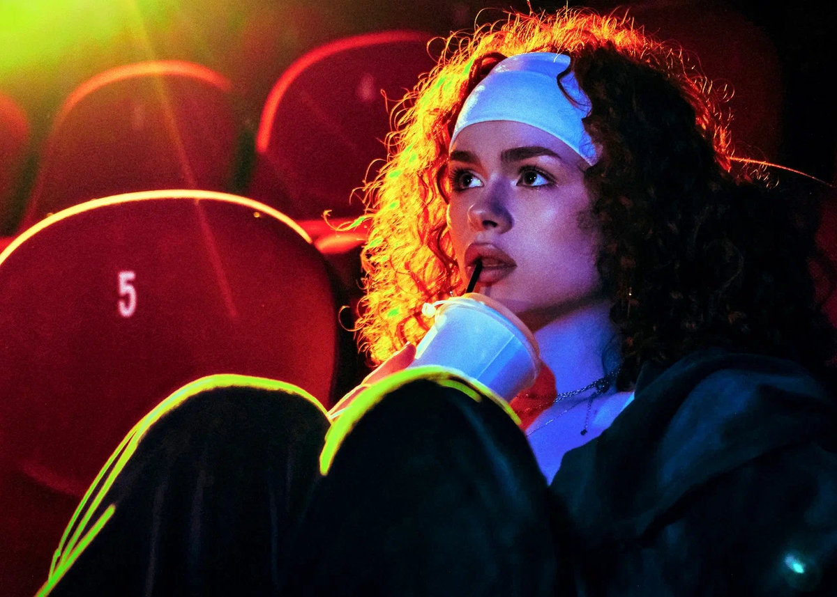 Не просто код: фильмы, где ИИ становится другом или возлюбленным