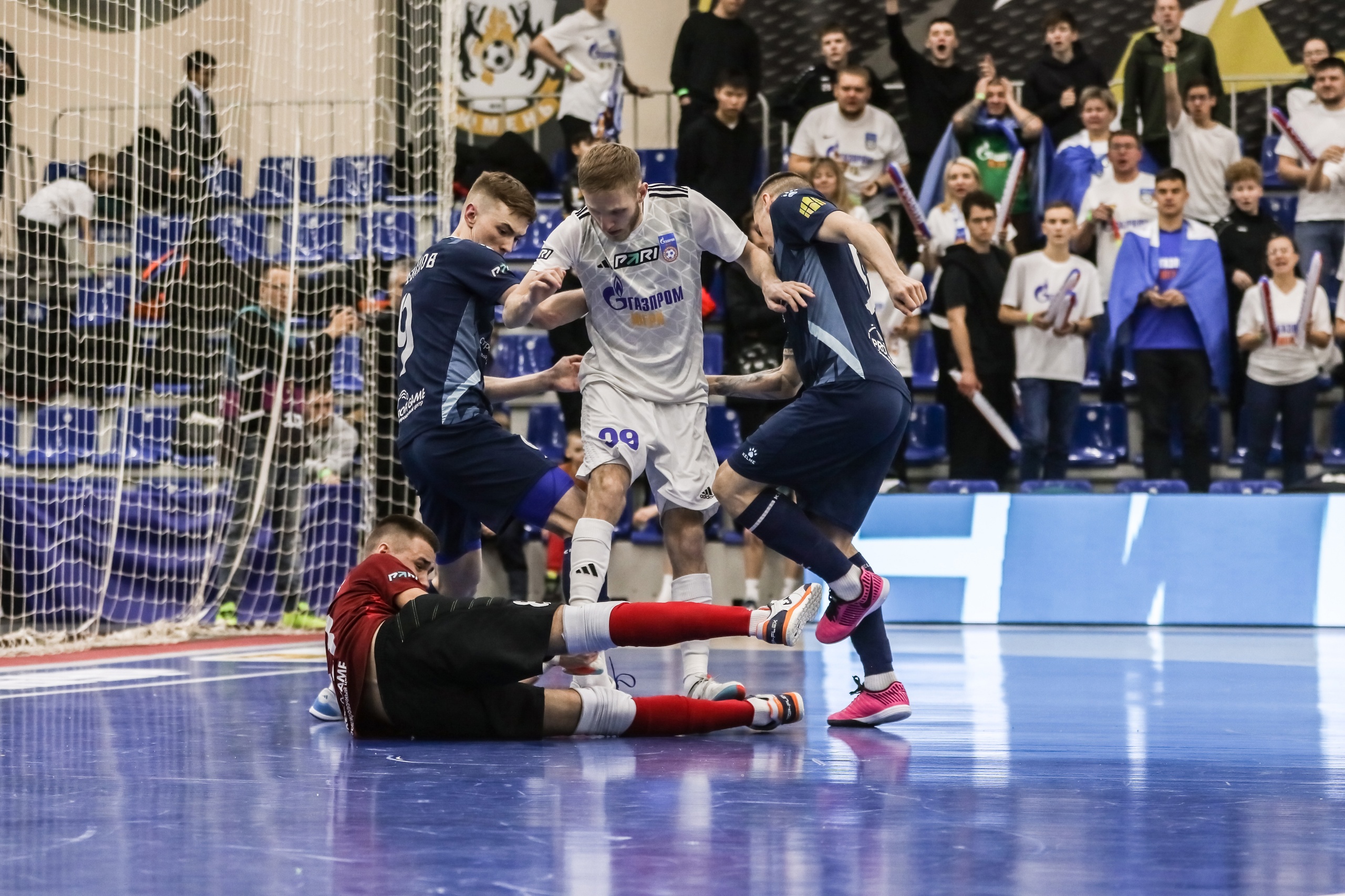 В мини-футболе всё повторяется: смотрим финал футзального Кубка Лиги «Ухта» – «Газпром-Югра» на телеканале «МАТЧ!»