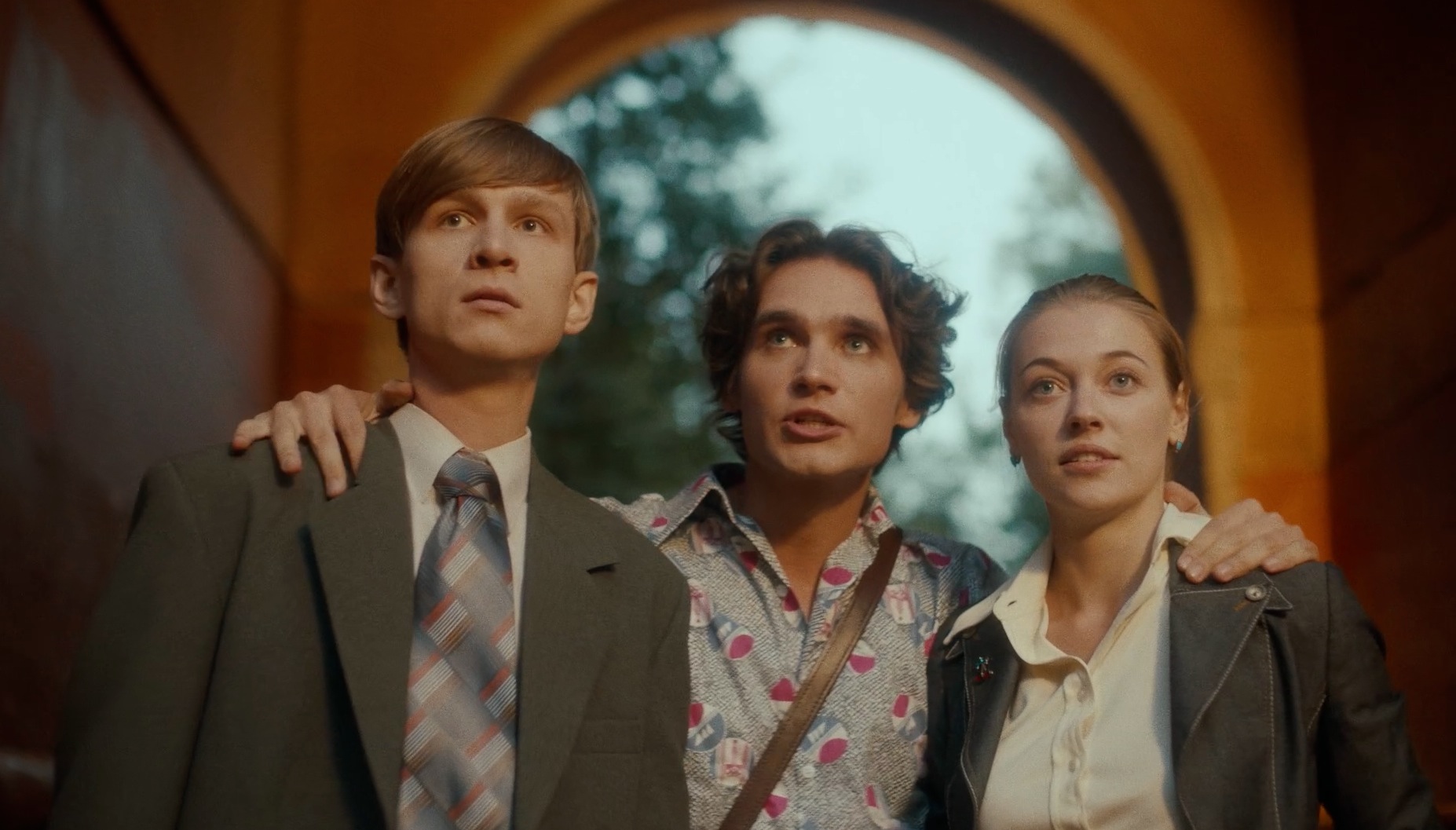 Описание 1-4 серий шпионской драмы «Чистые руки» на Первом канале