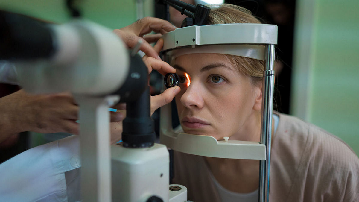 Дар ей в помощь: на ТВ-3 выходит премьера мистического детектива «Лиса» с Олесей Фаттаховой и Владиславом Котлярским